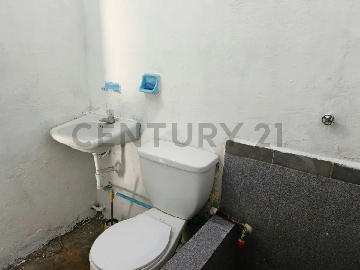 Alquiler de Casa en el Mirador de Los Frailes de Catia - 9