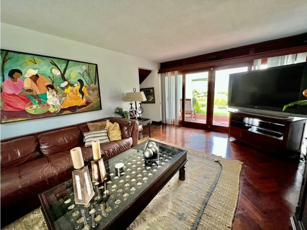 Copia de Se vende casa 690m2 3h+2s+ch/11b/13p La Lagunita - 5