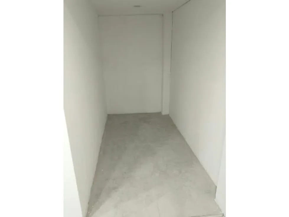 LOCAL EN VENTA 104 M2 - URB EL HATILLO - 13