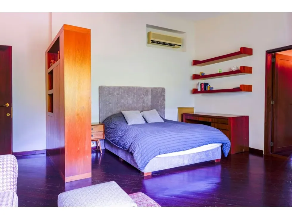 Se vende casa 850m2 4h+3s/8b/7p Cerro Verde - 26