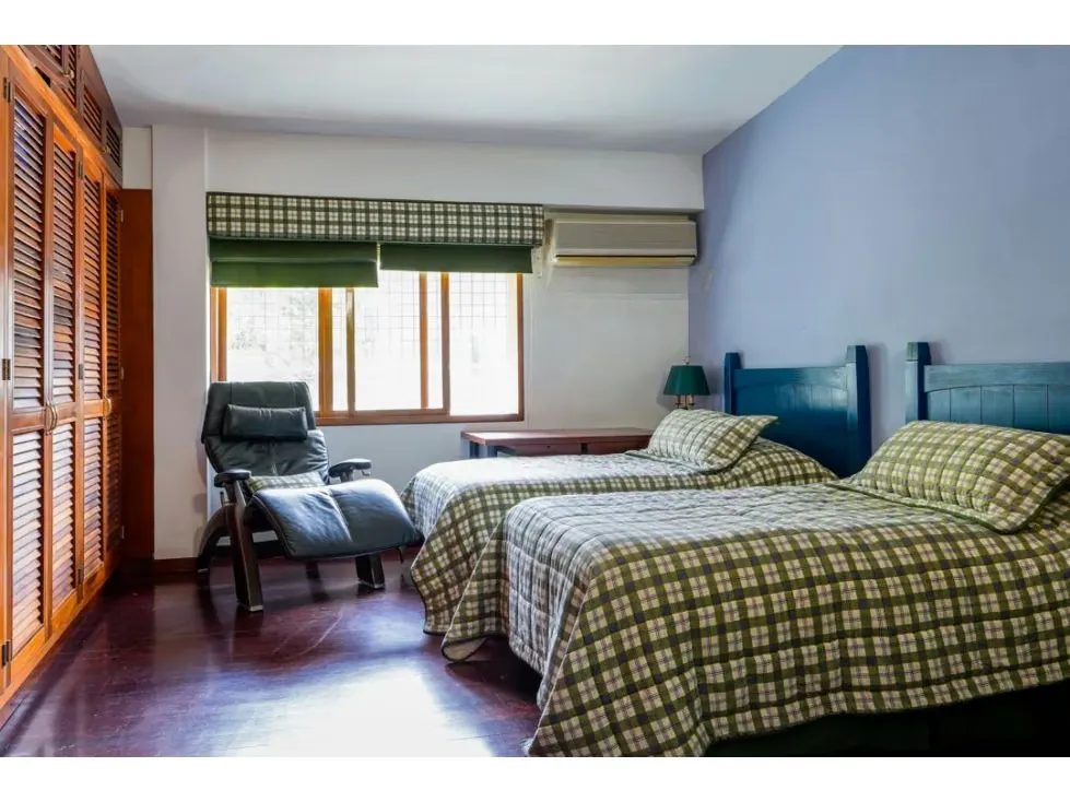 Se vende casa 850m2 4h+3s/8b/7p Cerro Verde - 28