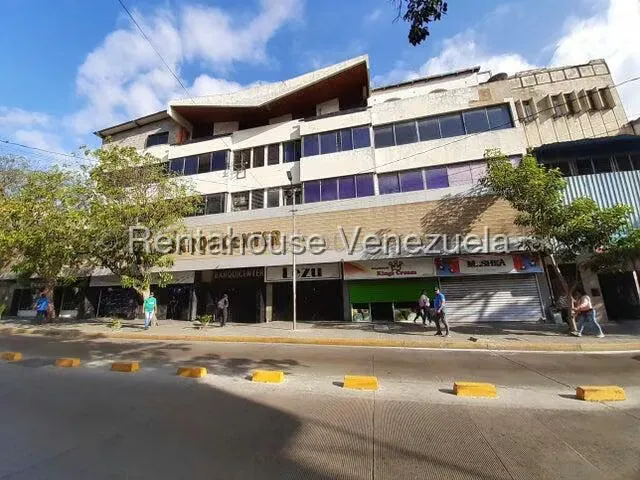 Comercial (Local Comercial) en Venta en Centro, Lara - 10