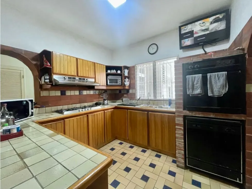 Se vende casa en 427metros. 3h+s/5b/5pe/ Los palos grandes - 19