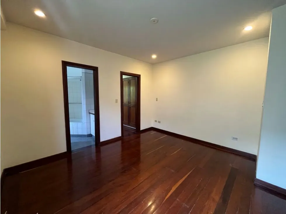 Apartamento en venta en Santa Eduvigis - 11
