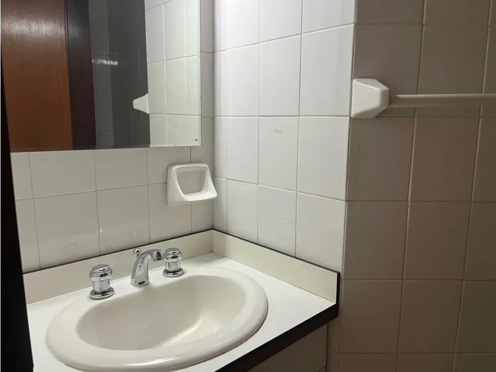 Apartamento en venta en Santa Eduvigis - 5