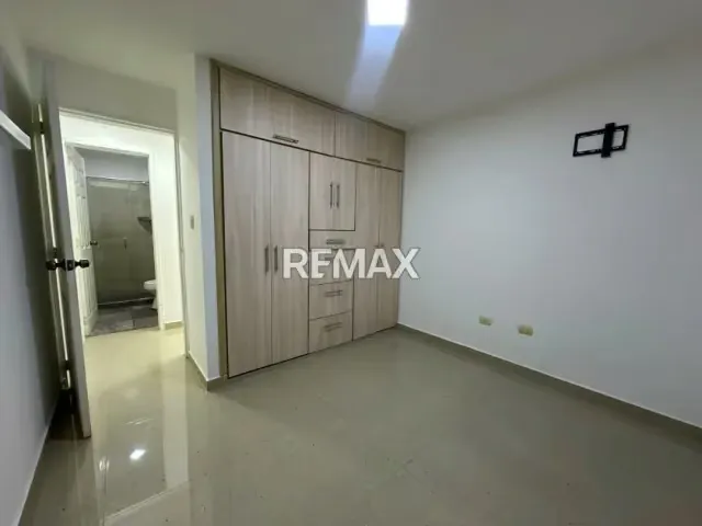 Apartamento. Venta. La Rotaria - 2