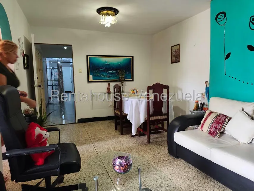 Apartamento (1 Nivel) en Venta en Parroquia Santa Teresa, Distrito Metropolitano - 15