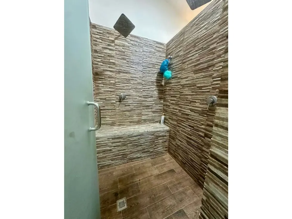 Vendo casa en calle cerrada 600m2 La Lagunita 5657 - 20