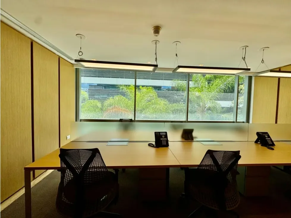 Se vende y/o alquila oficina 100m2 Las Mercedes - 3