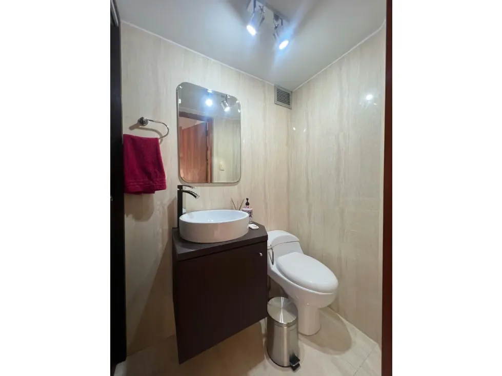 VENTA OPORTUNIDAD CAMPO ALEGRE - 8