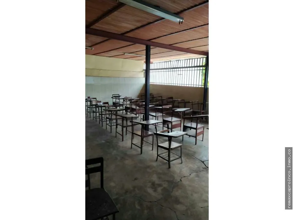 LOCAL COMERCIAL EN AV.190 IDEAL PARA SUPERMERCADO 980 m2 en Naguanagua - 9