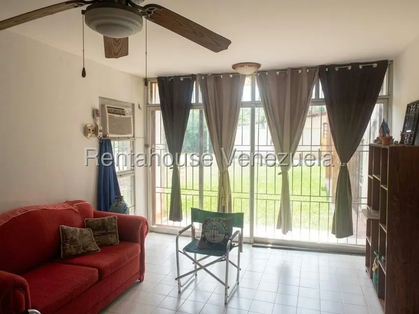 Apartamento (1 Nivel) en Venta en Las Mercedes de Paparo, Miranda - 4