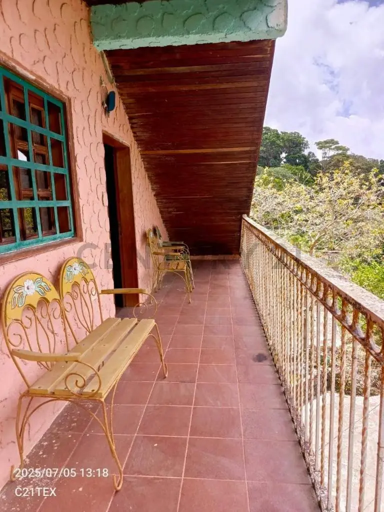 Se Vende Bello y Amplio Chalet en Caripe (San Agustin) - 13