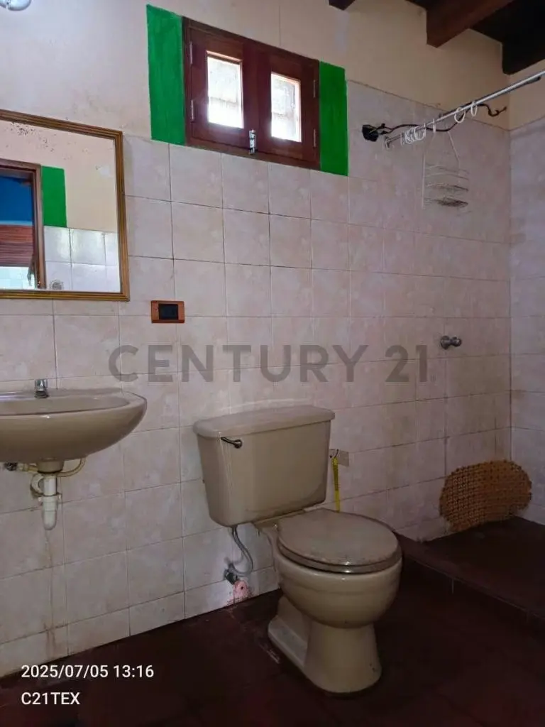 Se Vende Bello y Amplio Chalet en Caripe (San Agustin) - 19