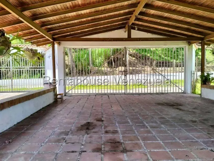 Casa (Finca) en Venta en Via Jaji, Merida - 3