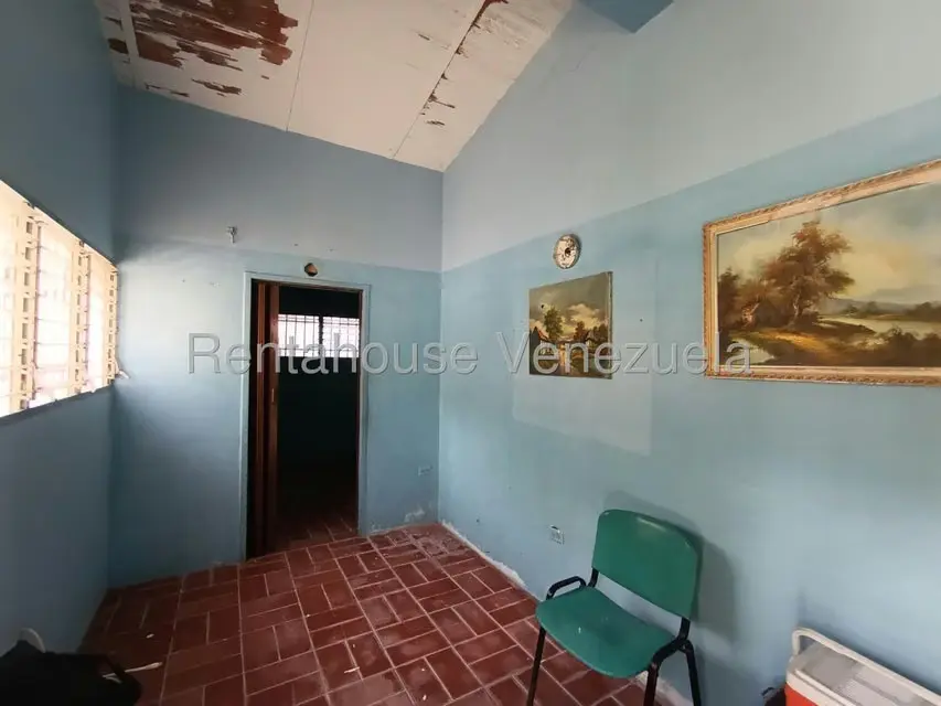 Casa (Finca) en Venta en Via Jaji, Merida - 42