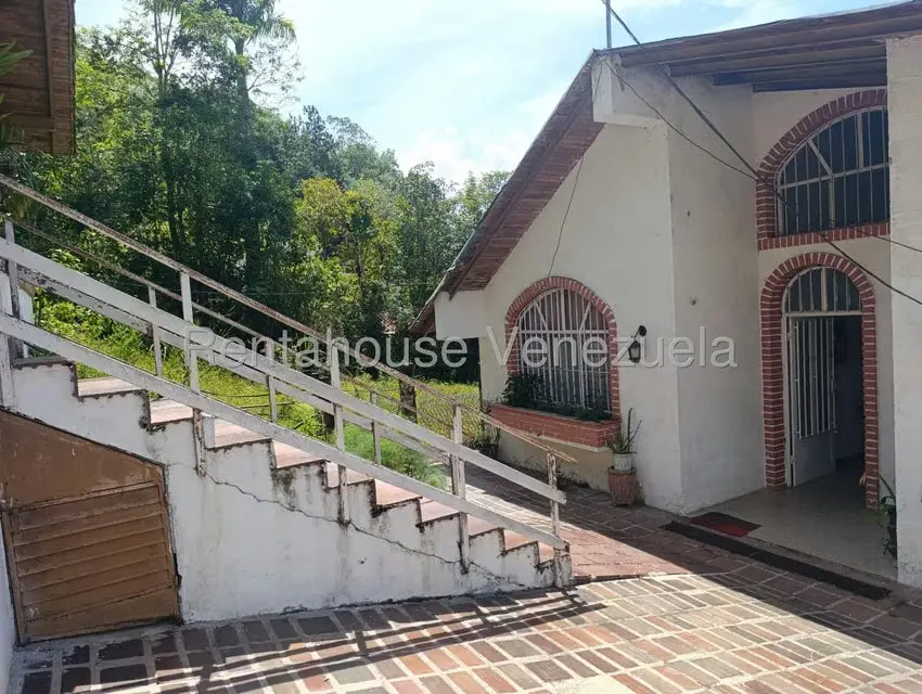 Casa (Finca) en Venta en Via Jaji, Merida - 6