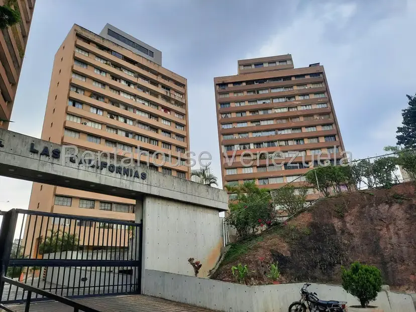 Apartamento (Duplex) en Venta en Colinas de Quinta Altamira, Distrito Metropolitano