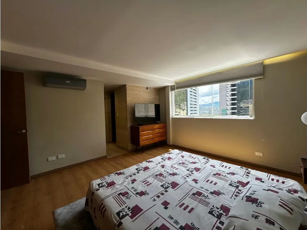 Alqulo apartamento 240m2 Los Palos Grandes 2068 - 30