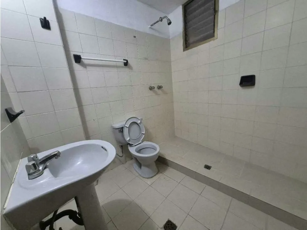 Se alquila apartamento 80m2 Urb. Monterrey 7518 - 5