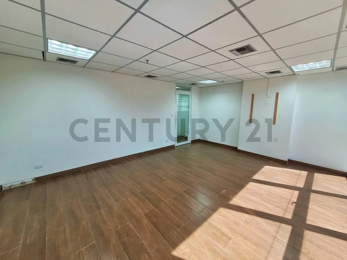 Oficina en Venta en la torre Empresarial BVC - 6