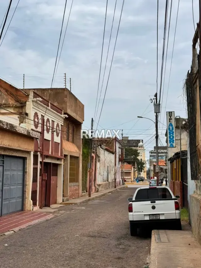 Casa Comercial en Casco Central - 2