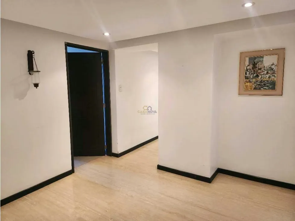 Se vende apto. 310mt2 3 H+S/3B+S y 1/2/3E y Maletero La Lagunita - 25