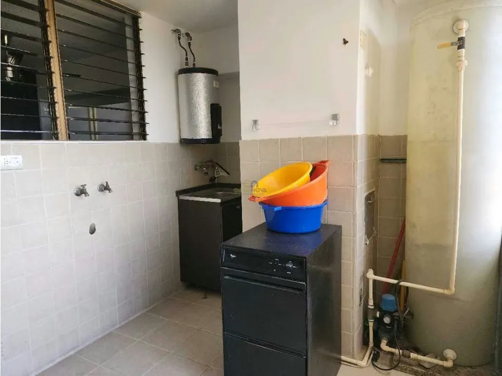 Se vende apto. 310mt2 3 H+S/3B+S y 1/2/3E y Maletero La Lagunita - 41