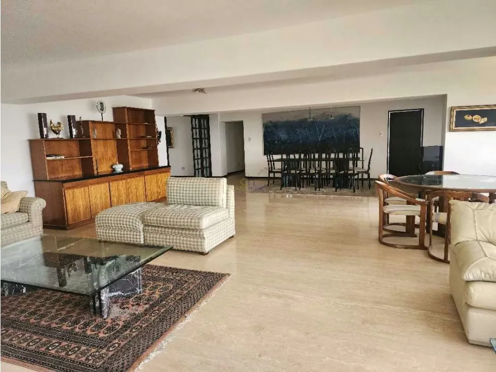 Se vende apto. 310mt2 3 H+S/3B+S y 1/2/3E y Maletero La Lagunita - 8