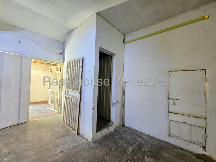 Local Comercial en Alquiler en Centro, Lara - 13