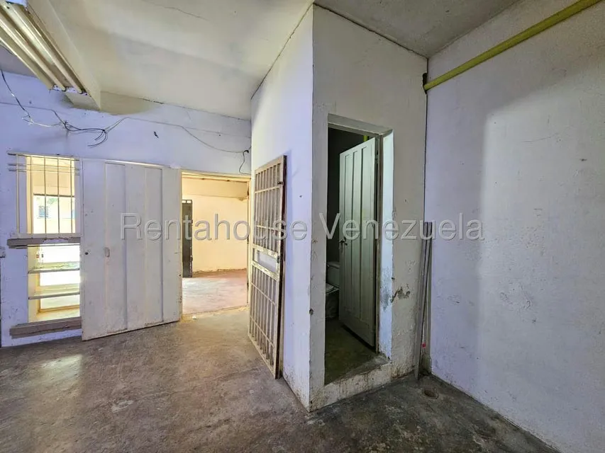 Local Comercial en Alquiler en Centro, Lara - 14