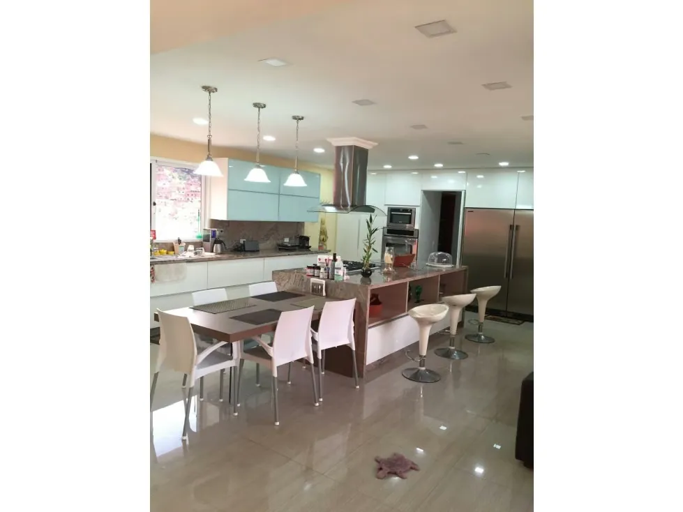 Vendo penthouse 554m2 3h/4b/3p Santa Inés 4891 - 3