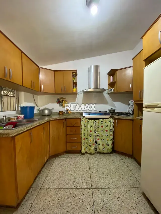 TOWNHOUSE EN LA URBANIZACION SAN RAFAEL, ZONA OESTE - 17