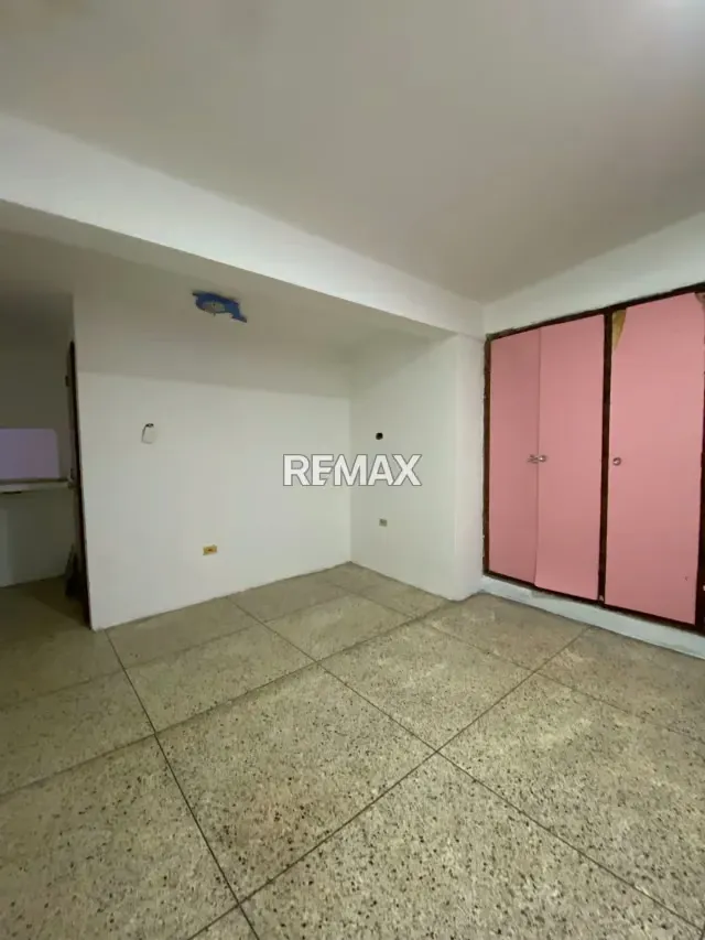 TOWNHOUSE EN LA URBANIZACION SAN RAFAEL, ZONA OESTE - 10