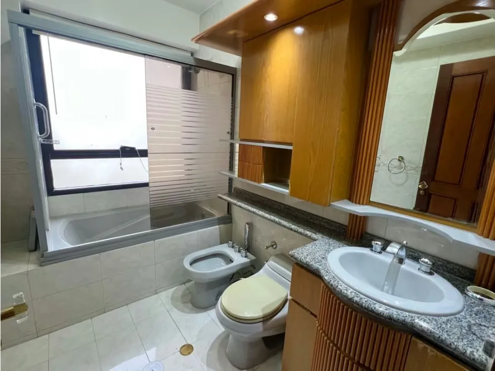 En Venta Apartamento en Los Chorros. Sucre - Caracas - 34