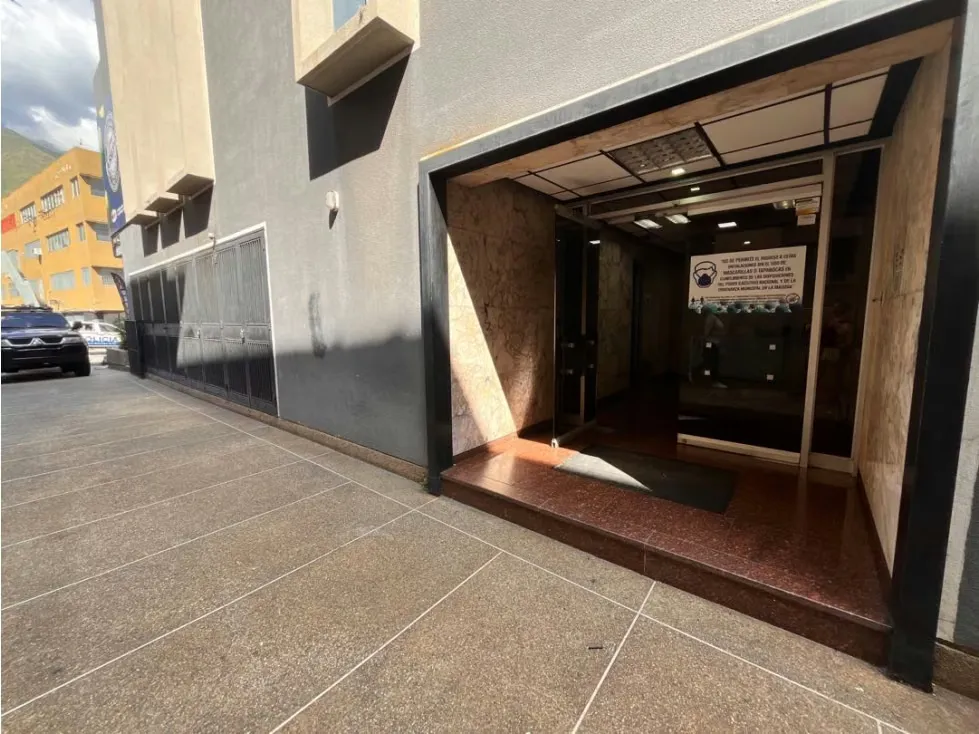 Alquilo oficina 150 m2 La Urbina 5394 - 7