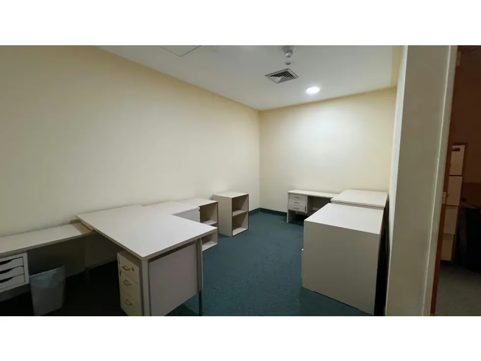 Se alquila Oficina 108,70m² Concresa - 15
