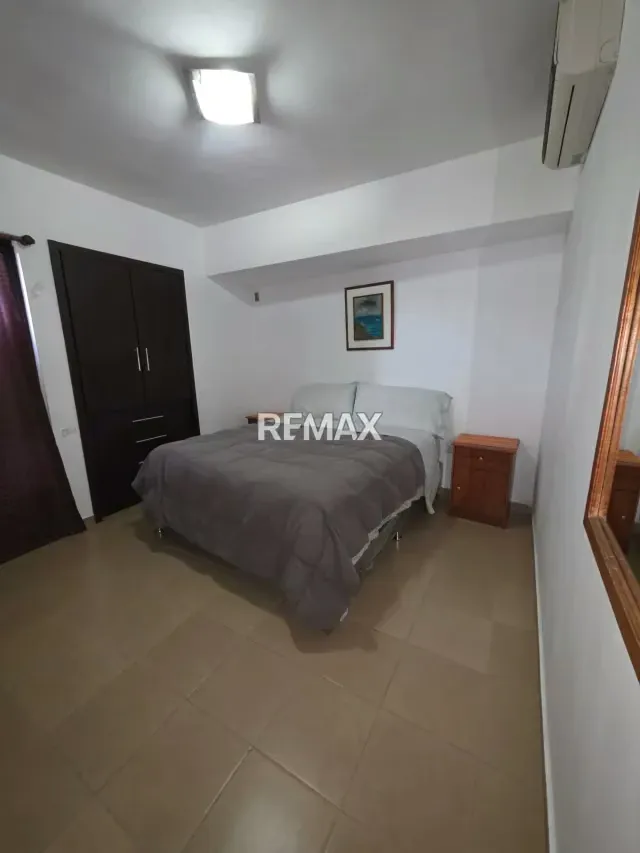 VENDO CÓMODO APARTAMENTO SEMI EQUIPADO CON PLANTA 100% Y POZO - 10