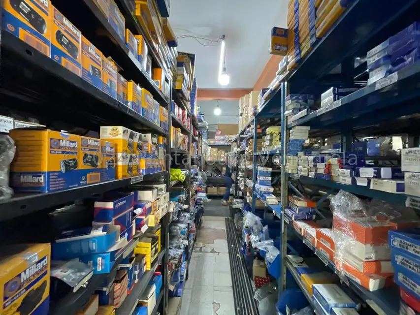 Negocios y Empresas (Automotores) en Venta en Avenida Ayacucho, Aragua - 11