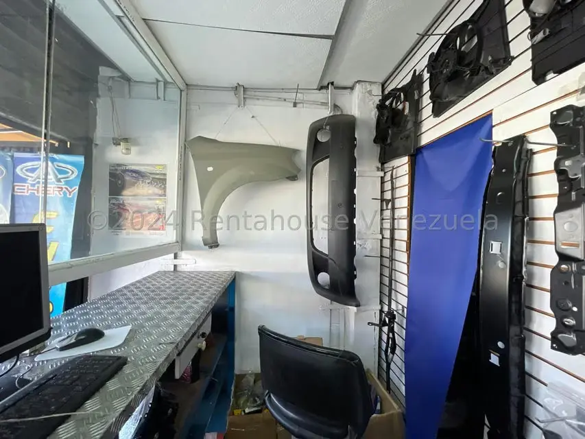 Negocios y Empresas (Automotores) en Venta en Avenida Ayacucho, Aragua - 14