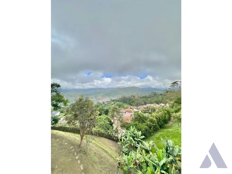 Se vende casa 750m2 La Lagunita 9121 - 2