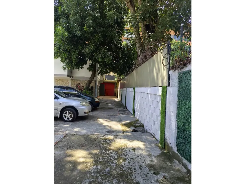 Alquilo casa 400m2 Los Chorros 2847 - 4