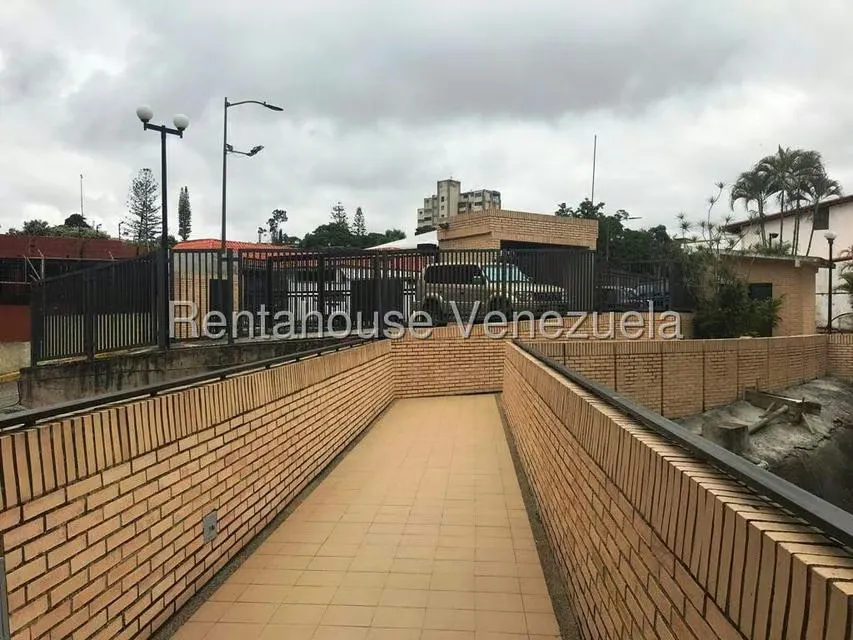 Apartamento (1 Nivel) en Venta en Colinas de Bello Monte, Distrito Metropolitano - 19