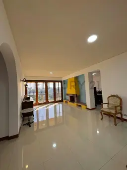 View 10
