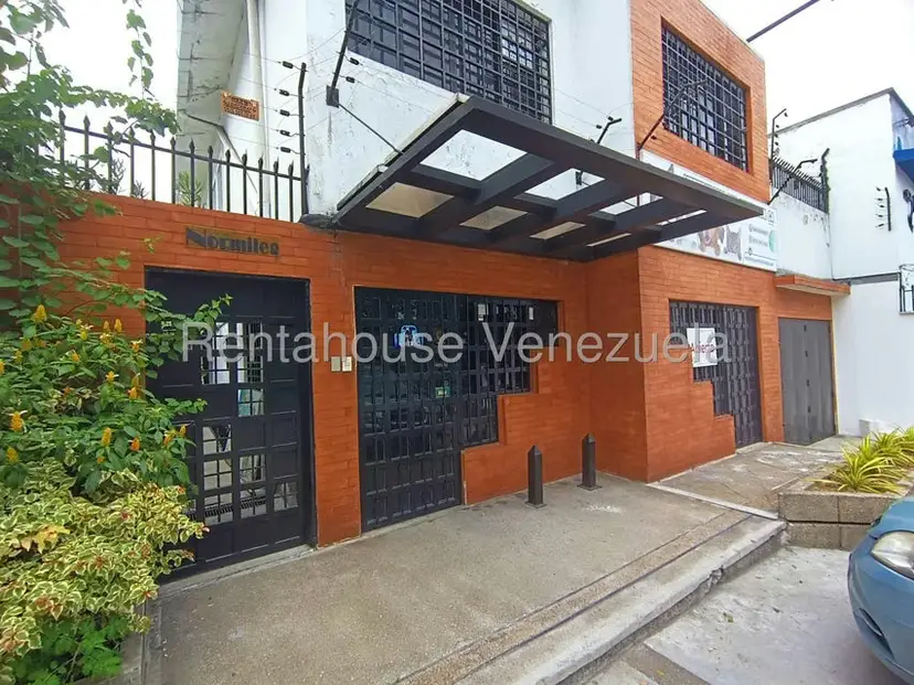 Casa (Duplex) en Venta en El Recreo, Distrito Metropolitano