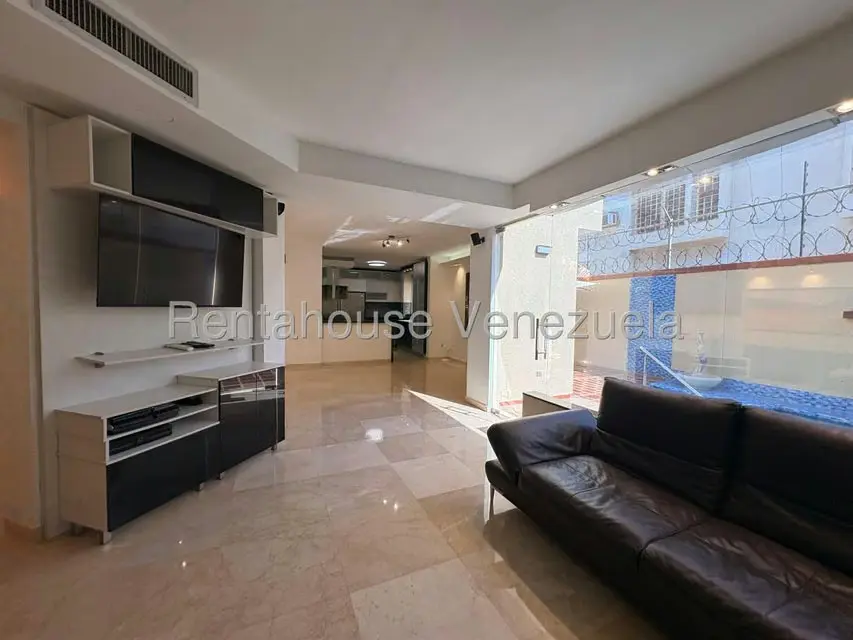 Townhouse (Multiples Niveles) en Venta en Doral Norte, Zulia - 22