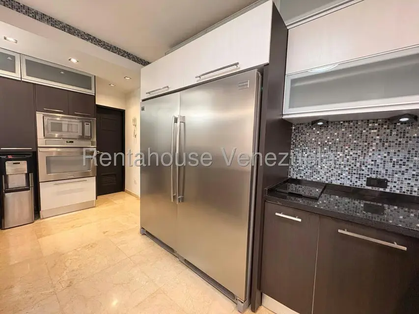 Townhouse (Multiples Niveles) en Venta en Doral Norte, Zulia - 28