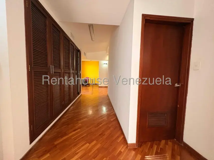 Townhouse (Multiples Niveles) en Venta en Doral Norte, Zulia - 59