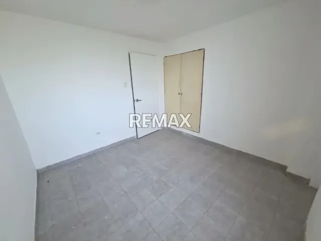 Apartamento Conjunto residencial El Guayabal, Sabaneta. Parroquia Cecilio Acosta - 5