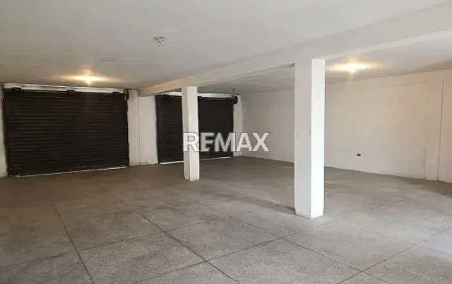 Local en alquiler km 11 Av Florencio Jimenez - 2